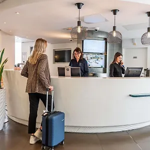 Novotel Centre Euromed Отель